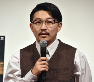 💔 震惊！喜剧女星恋情破裂，四年情断！ 封面