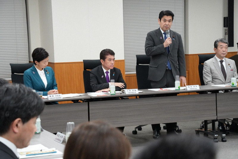 💡私立大学：砸1000亿，理科猛进！高中生也别落下！