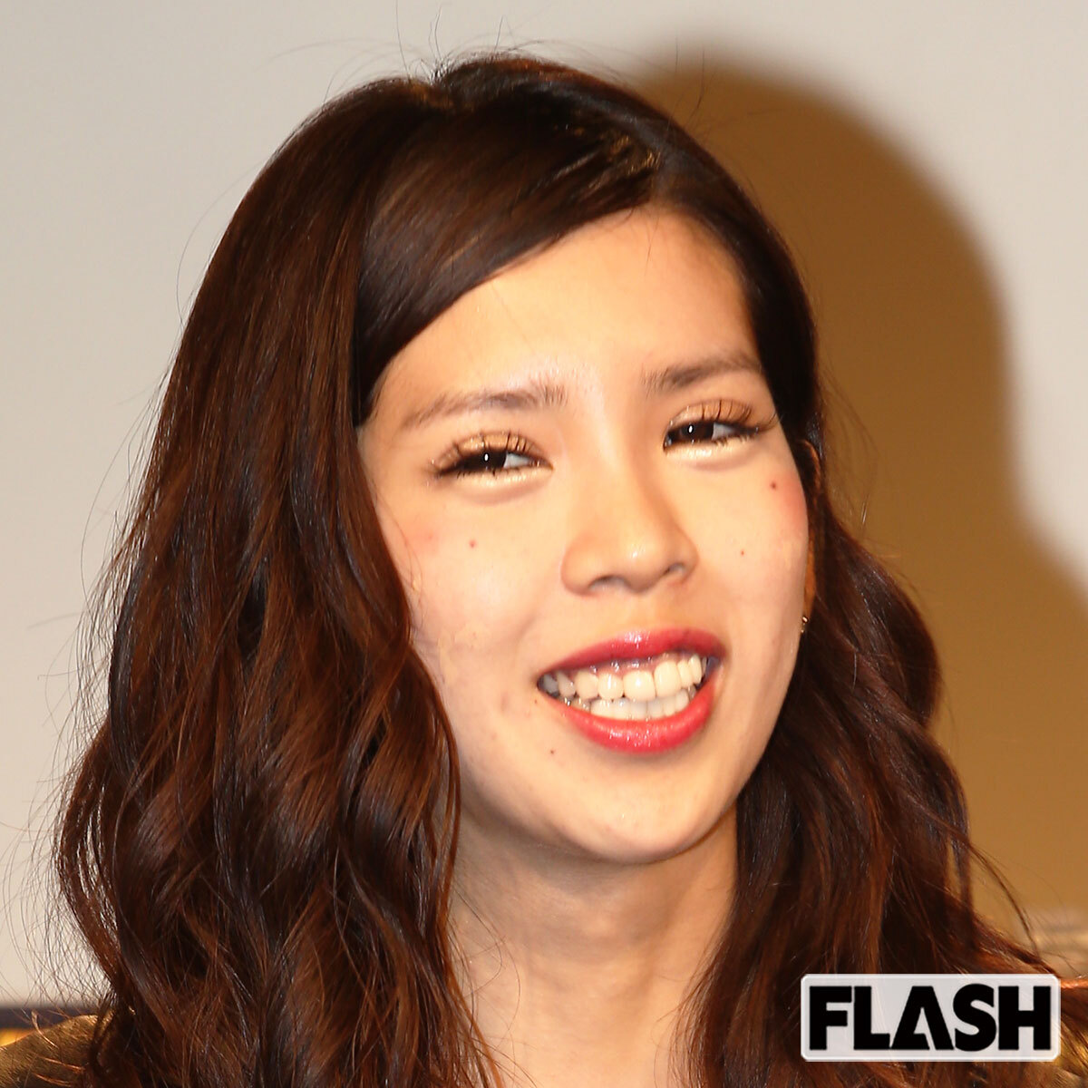 💔闪婚9个月！女星再陷闪离，这次是…？