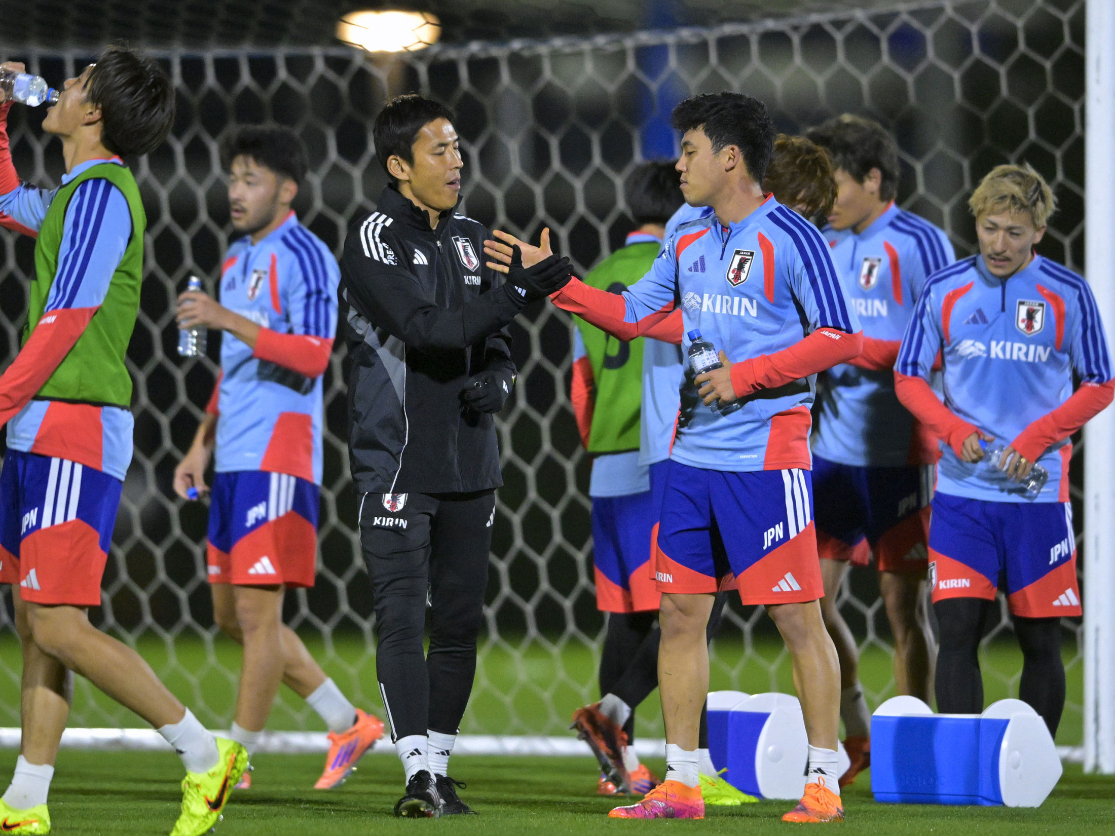 ⚽️ 远藤航：老将不退，新星闪耀，我绝不让步！