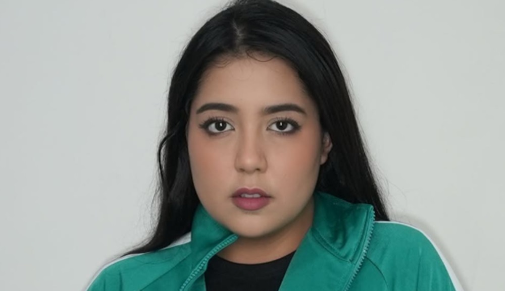 💥网红翻车！用受害者照片当背景，道歉也遭喷！