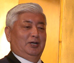 🍣 震惊！中国人狂吃寿司，还说日本很危险？