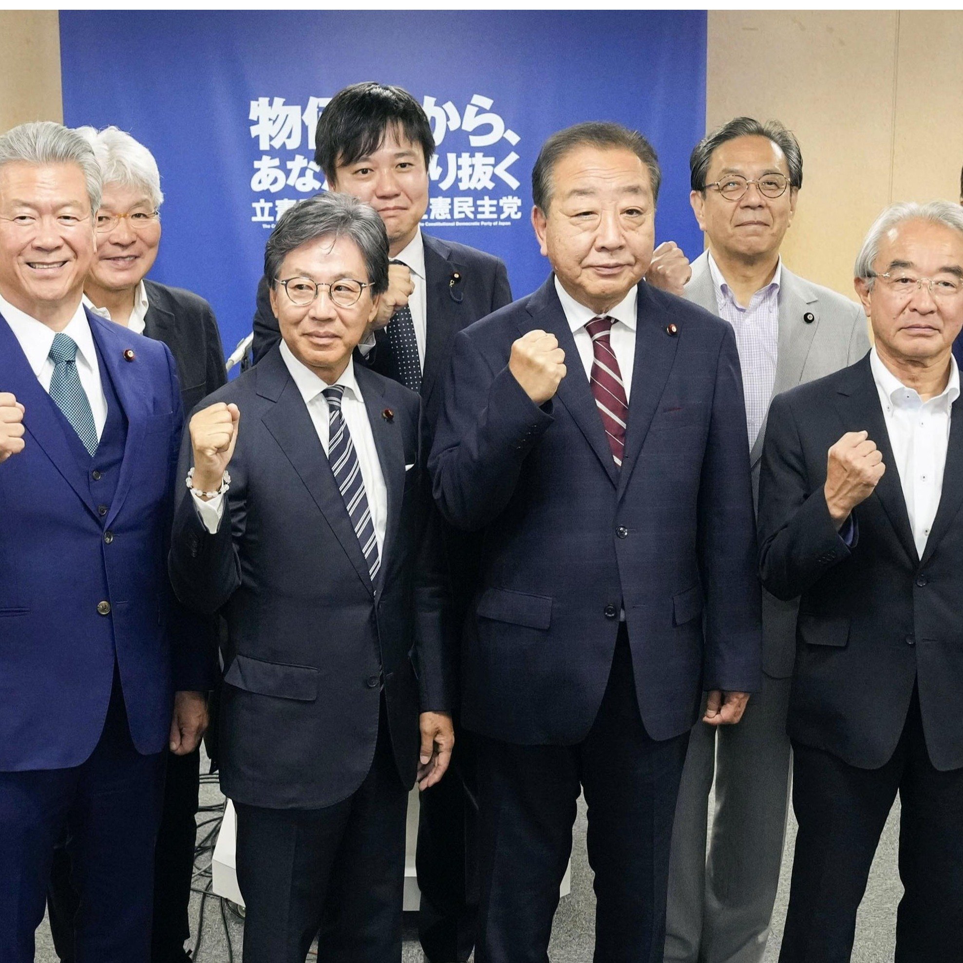 💥提问也太敷衍！政客们，15分钟烧120万！