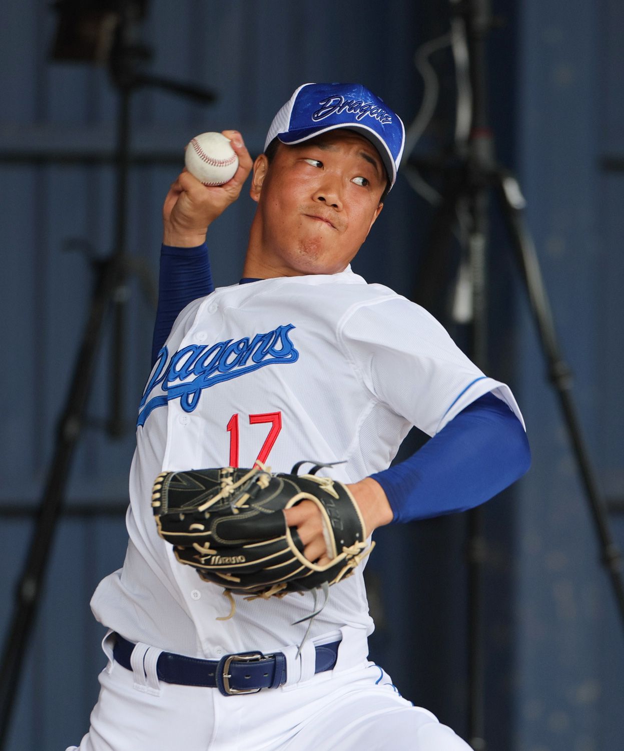 💔 婚内出轨？投手妻的回应：他在“家养”中！