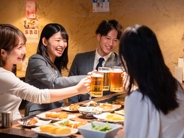 🍻年终饭局“AA制”翻车！不喝酒也得付？