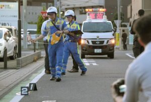 🚨逃单中国人：不懂日语就装傻！留学生签证变难，合格率暴跌！ 封面