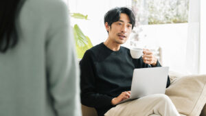 🎁年收百万老公崩溃：老婆生日想要的…竟然是这？！ 封面