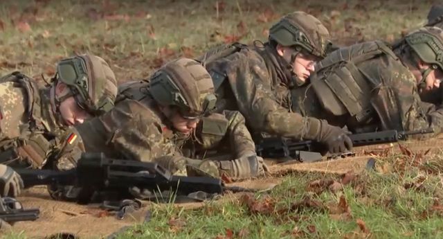 🚨德国18岁青年，竟要强制体检？