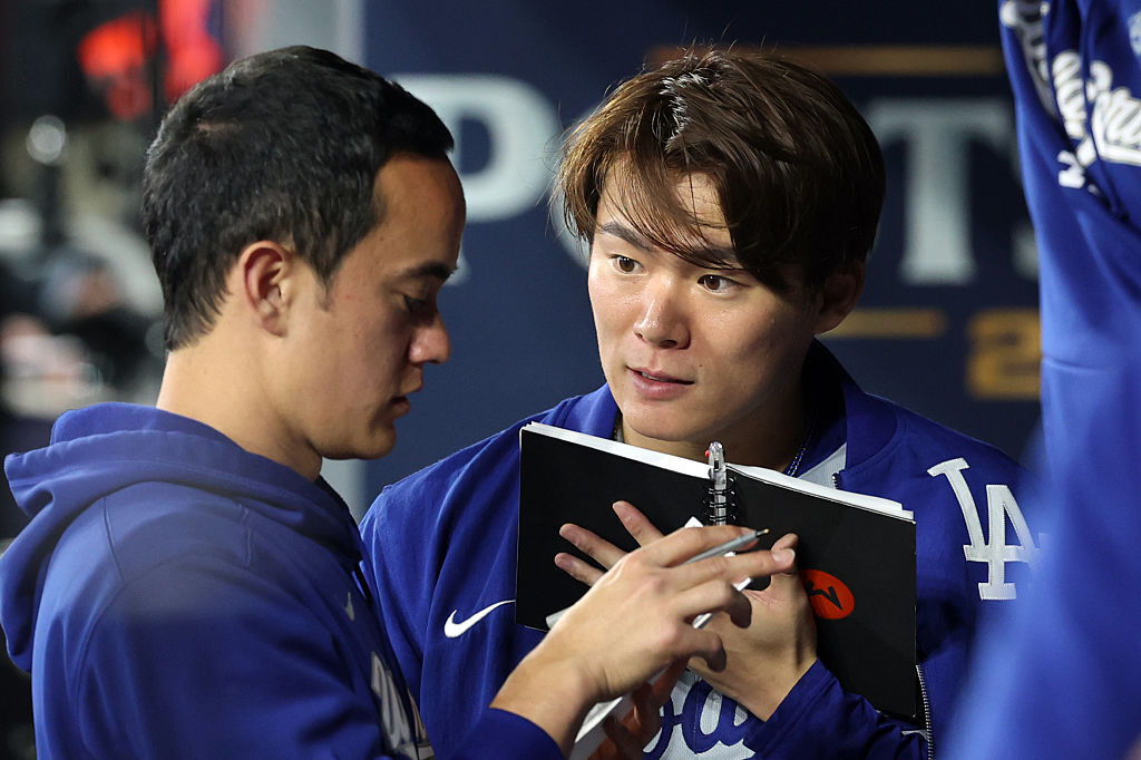 😱山本由伸这是干啥？惊呆队友的超凡举动！