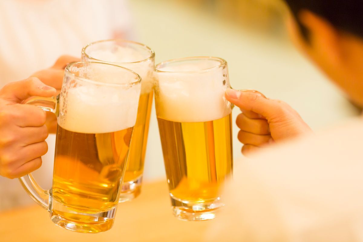 🍻20岁后不想喝酒？年轻人：喝醉=丢脸！