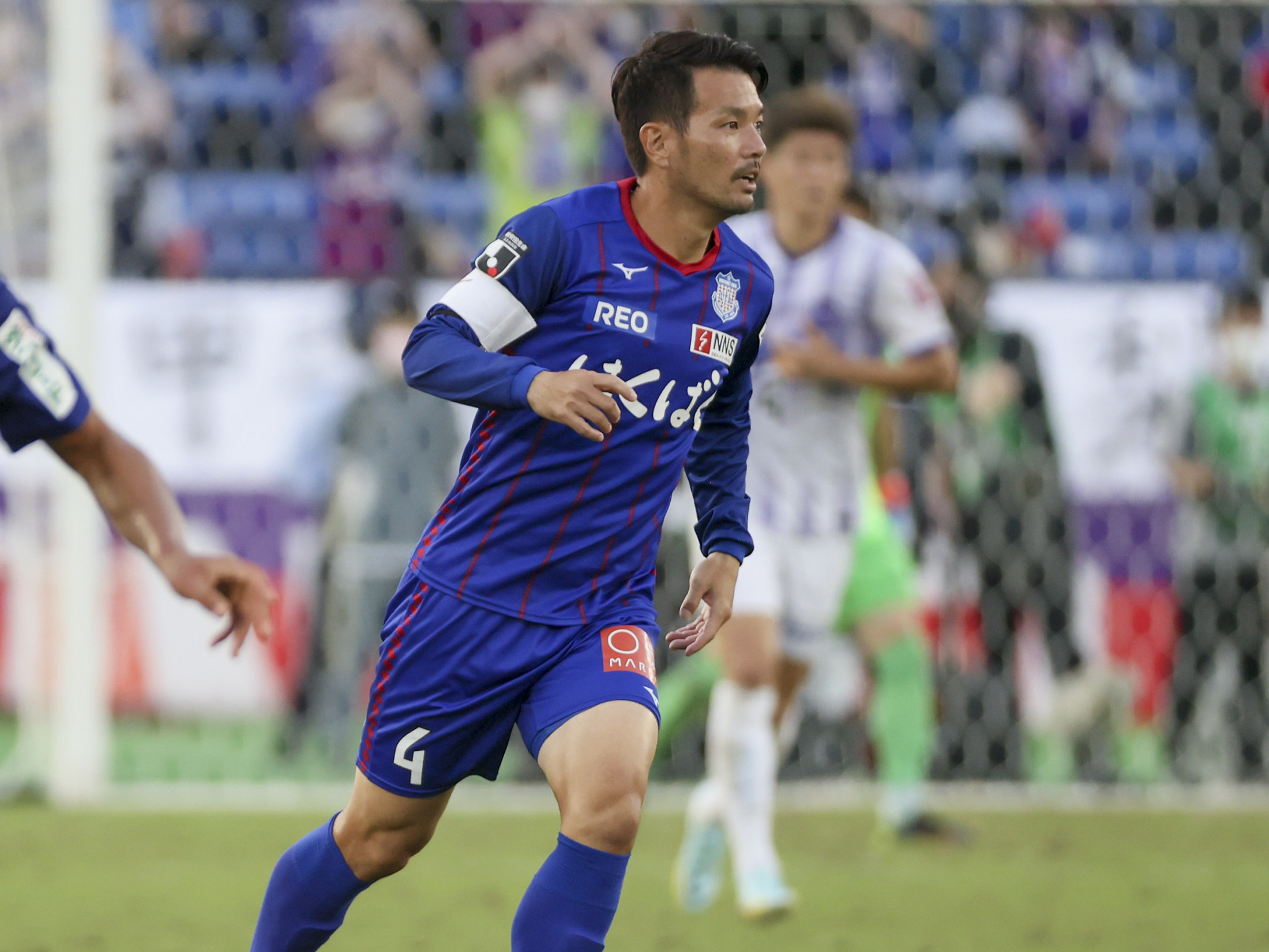 💥甲府队长降薪！八卦周刊报道已解决！