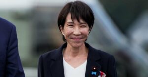 💥首相为啥年轻人这么爱她？股市暴涨真相！ 封面