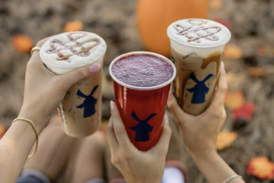 ☕️ 星巴克，年轻人真香警告！