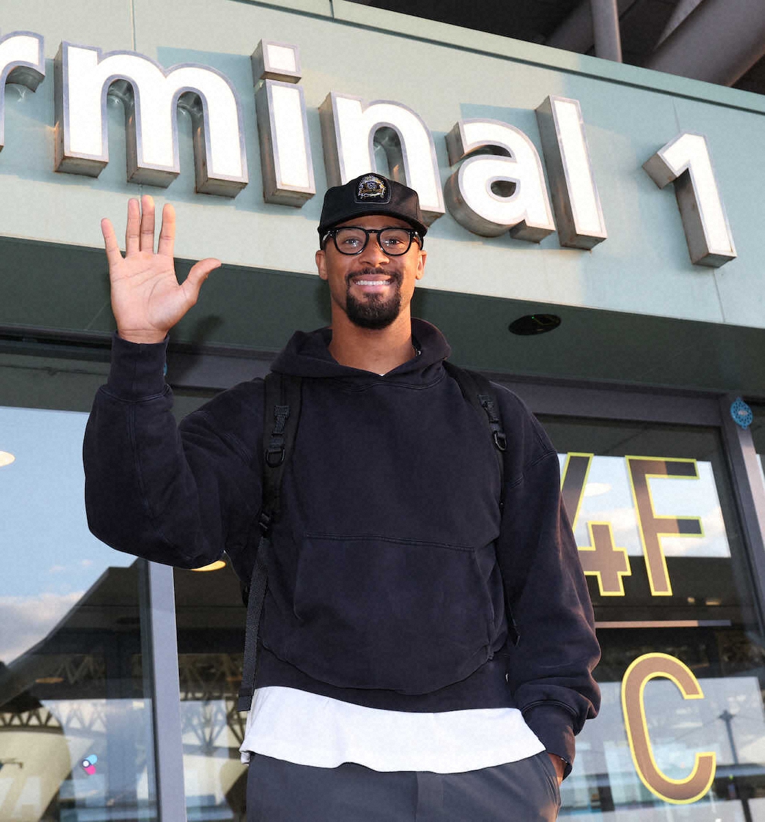 🇯🇵心碎！神户外援回家了，去留悬念升级！