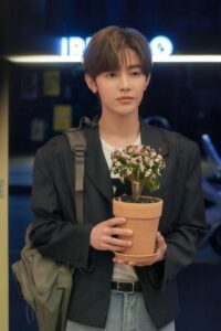 🌟ZB1 쟌하오：拍完剧啦！感谢姐姐，我哭死！😭 封面