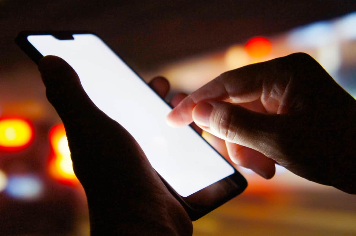 💥网红偷拍妻儿？气到崩溃！😱