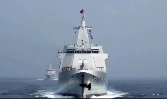 🚨中国军舰逼近日本！台海危机，谁先动手？