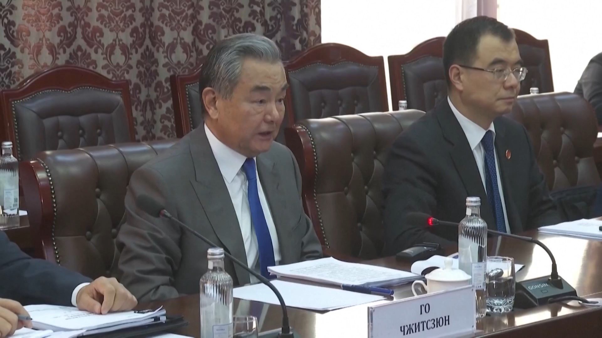 💥日本，你清醒点！中国外相重磅发声！