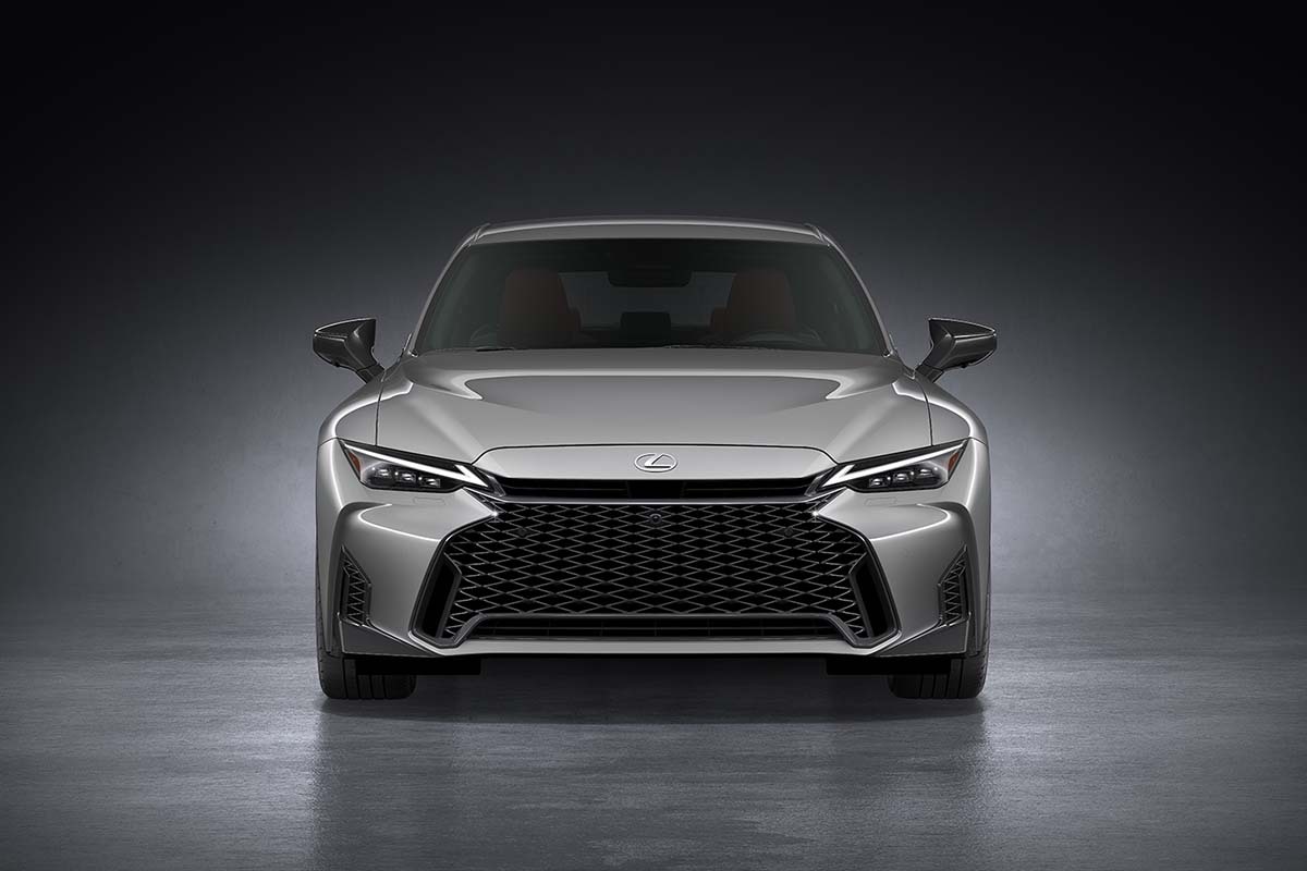 🔥新款雷克萨斯IS：一见倾心，首批已售罄！😭