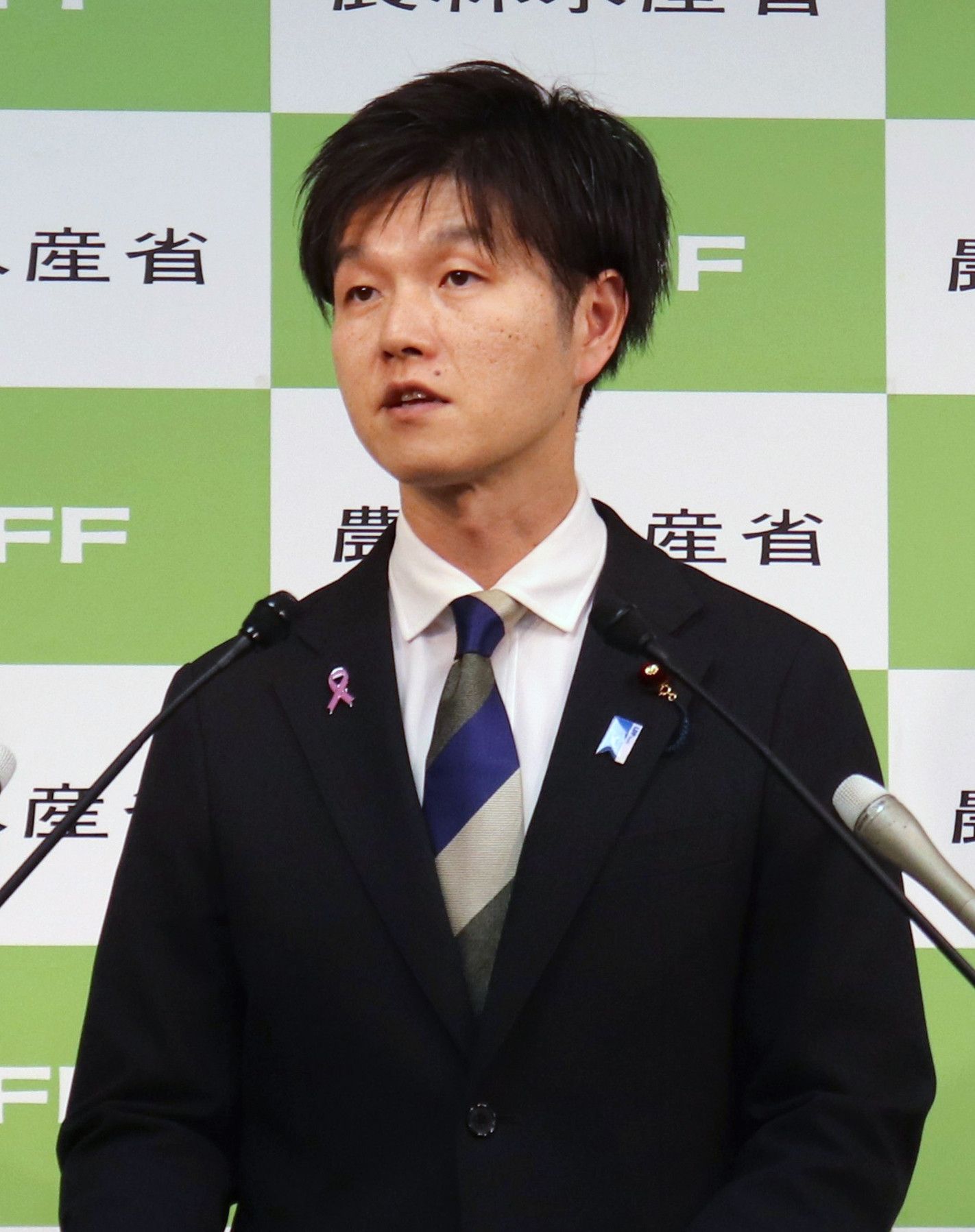 💥还是进次郎靠谱！首相该给固执农相的5招！