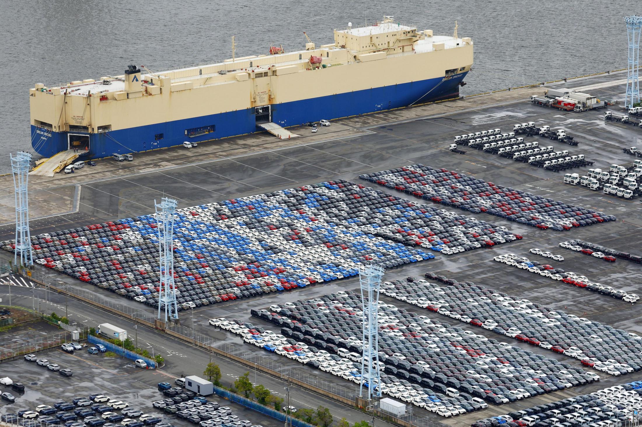 🚗️ 汽车巨头遇冷！关税一减，7800亿利润蒸发，3家亏损！