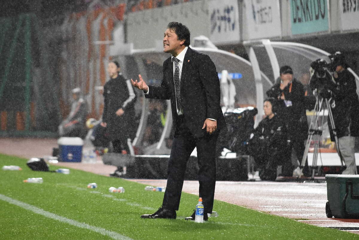 🔥秋叶教练暴怒！大阪大败，简直是对球迷的侮辱！