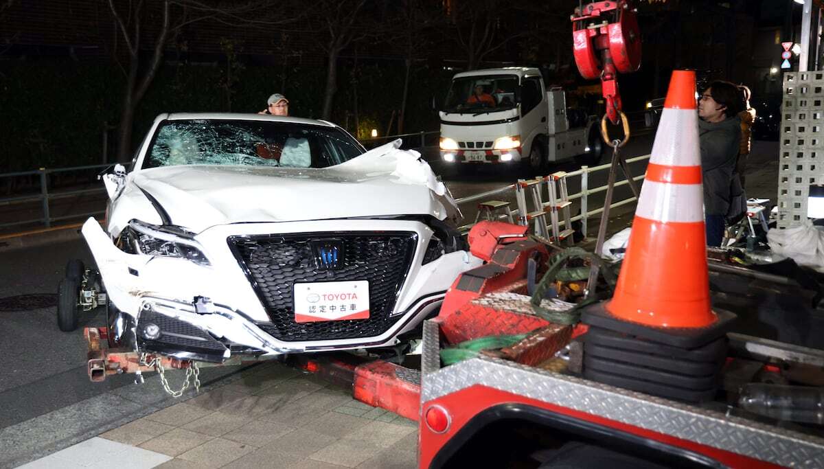 💥周末狂欢后的惊魂！东京街头突发撞逃事件！