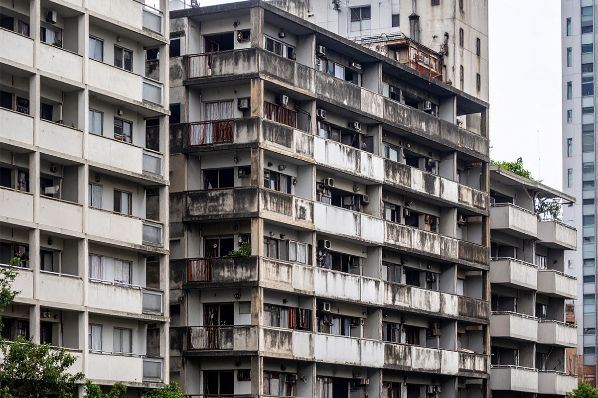 💥欠钱、绝望…移民政策下，你我都能遇见的苦！