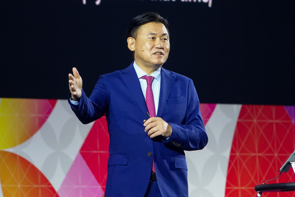 🚀 逆袭！乐天移动盈利了，目标1000万用户！