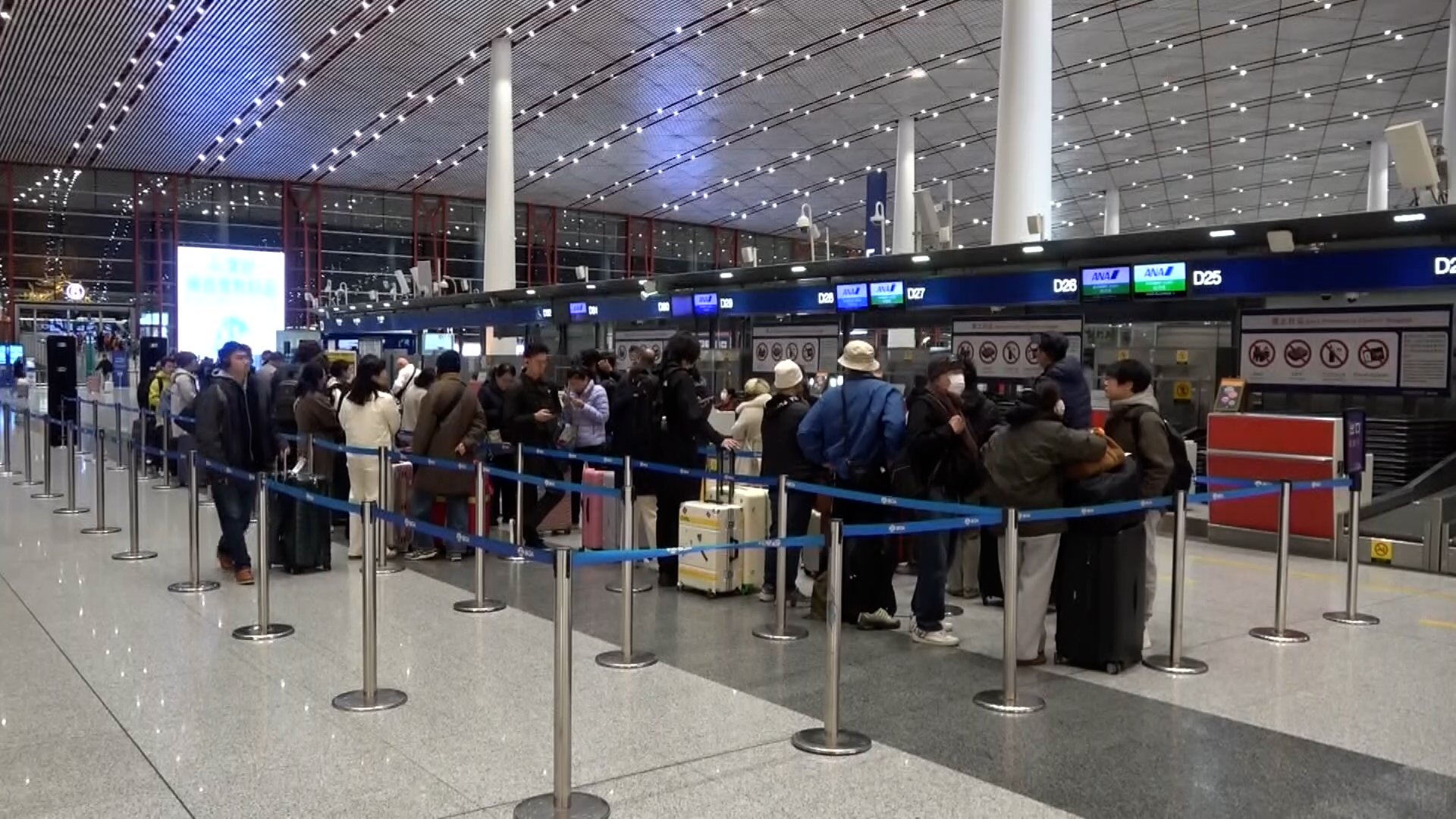 🇯🇵中国游客：想去日本！政府劝退？旅游地：照常营业！