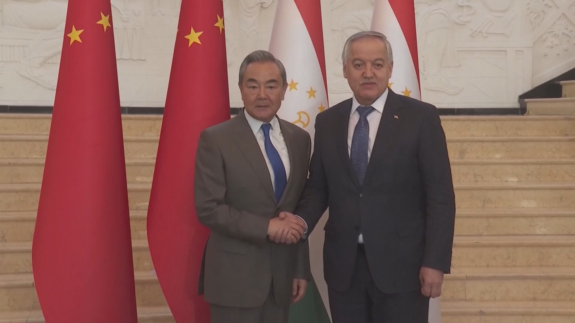 🚨台海危机：中国警告，别国别瞎掺和！