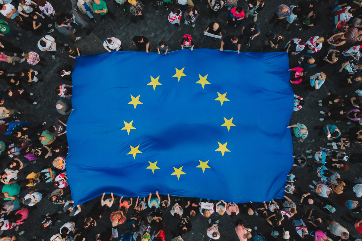 💥欧洲觉醒？捍卫民主，必须硬起来！