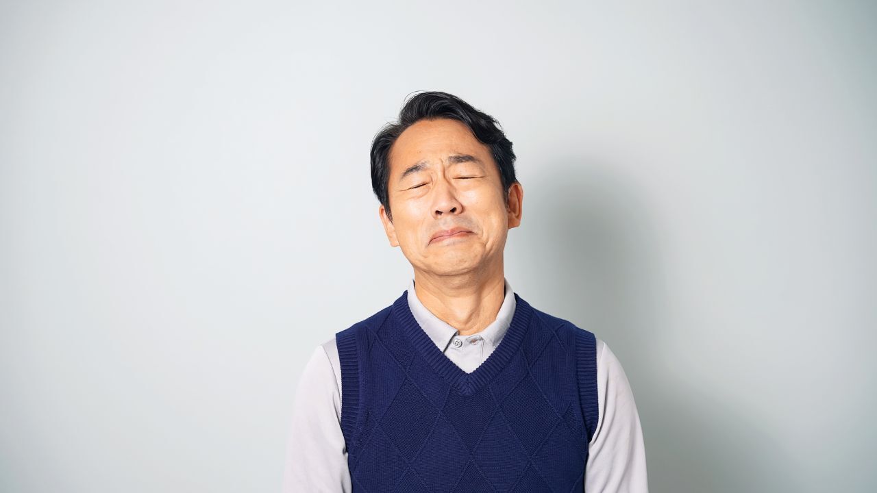 😱 70岁老人被年金“套路”了！ 期待25万，结果…