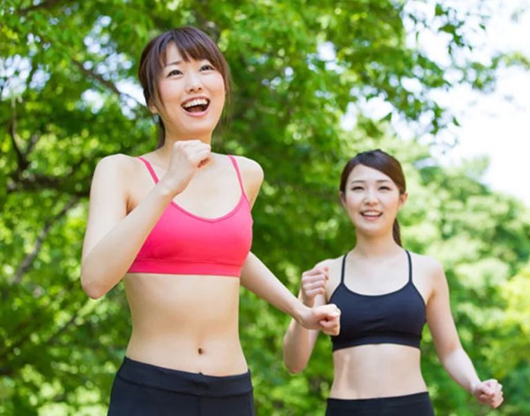 🍑跑步遇咸猪手！妈：谁也别想干净！