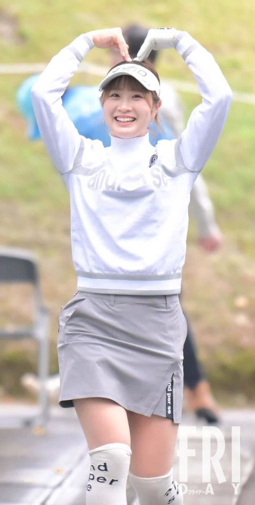 🏌️‍♀️年龄差30岁！高尔夫球星被曝婚外情，亲密接触引争议！