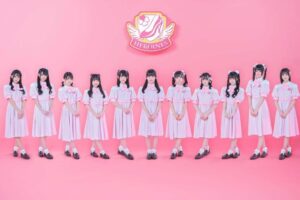 💔偶像翻车！两天内退团，只因一张“可乐照”？ 封面