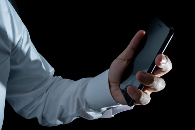 ⚠️老挝驾照陷阱！花3万就能“上路”？警方已介入！