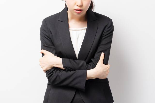 💥老师逼学生犯罪？骨折也忍受！前教师揭露残酷真相！