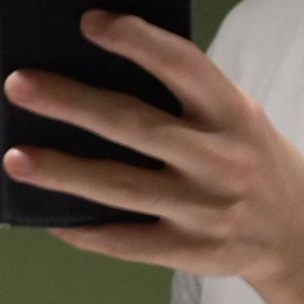 🎬 униクロ穿搭去电影院…“尴尬到脚趾扣！”2000万次共鸣！