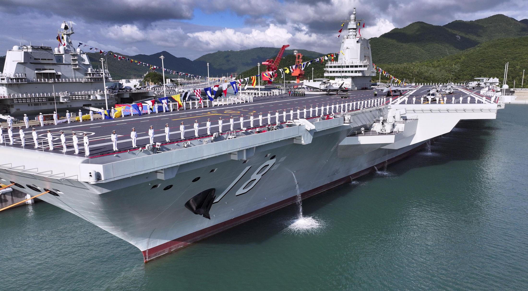 🚀中国航母齐出动！美国，小心了！