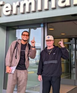 🔥阪神外援：留队谈判开始！冠军滋味真香！ 封面