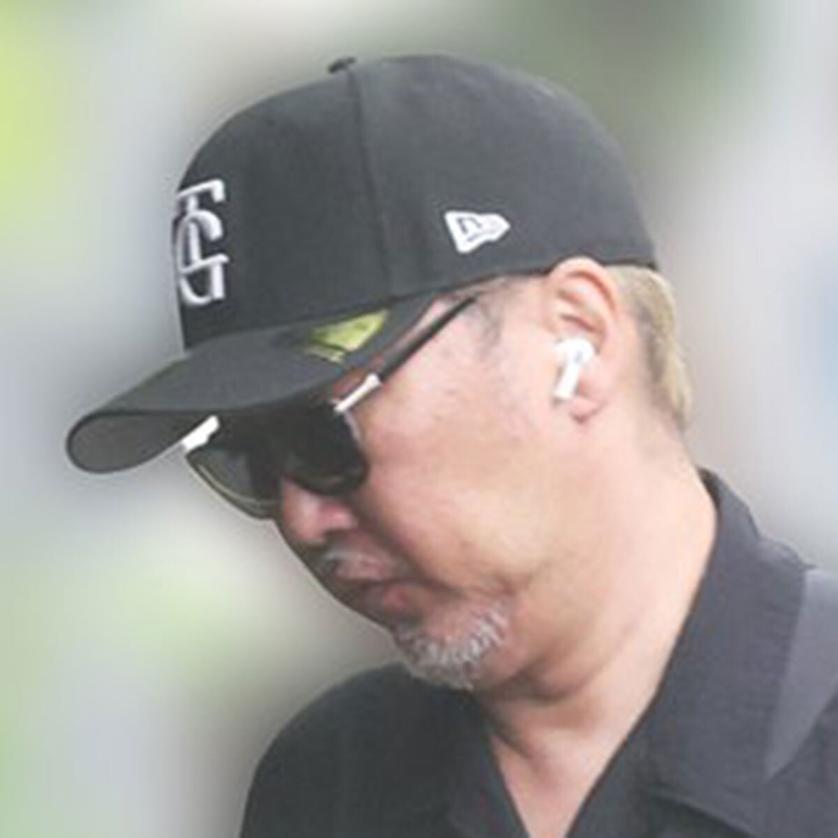 💥震惊！明石家圣诞取消，52岁艺人复出之路迷雾重重！