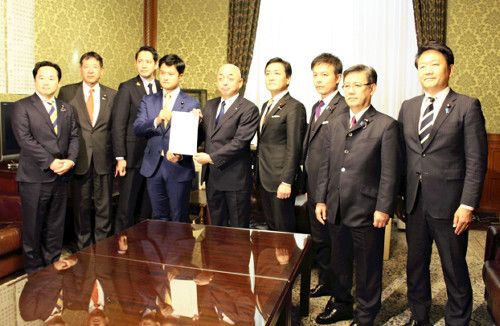 🚨 谁在窥视你？防间谍法或将出台！