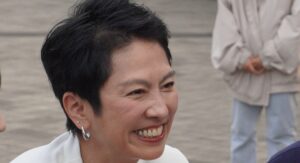 🌸莲舫“逆袭”！笑容冻龄，网友：太美了！✨ 封面