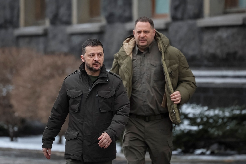 💥乌克兰总统“开刀”！战时大震荡，局势告急！