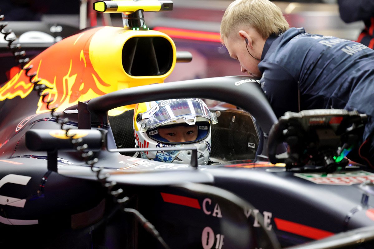 💥角田裕毅：排位赛垫底！粉丝心碎，直呼“太惨了”！