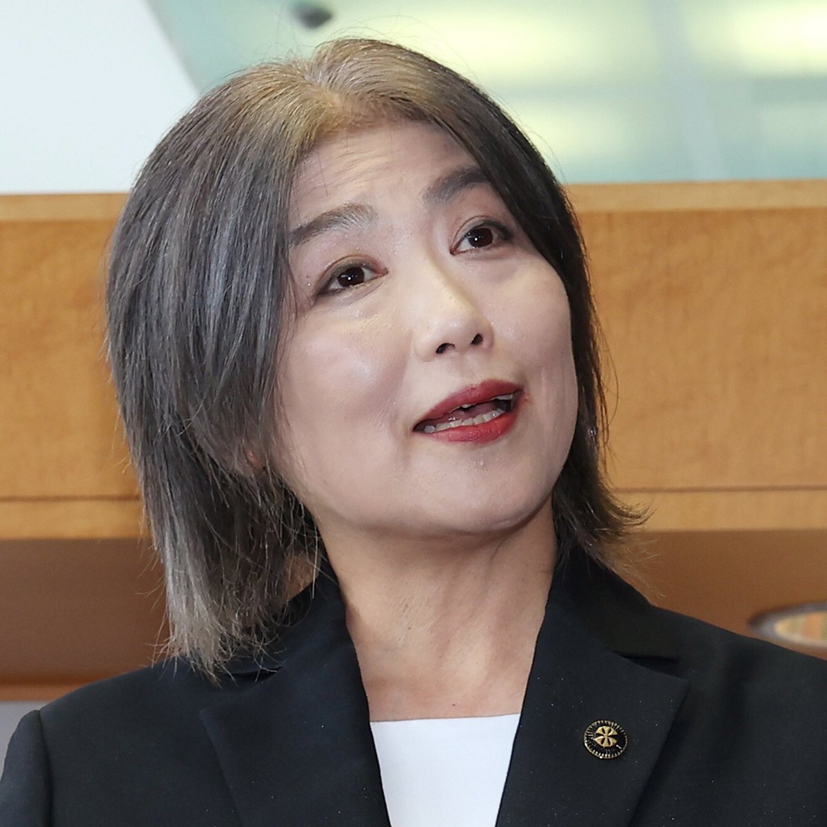 💥离谱！前市长“被打两头难”引爆网络怒火！