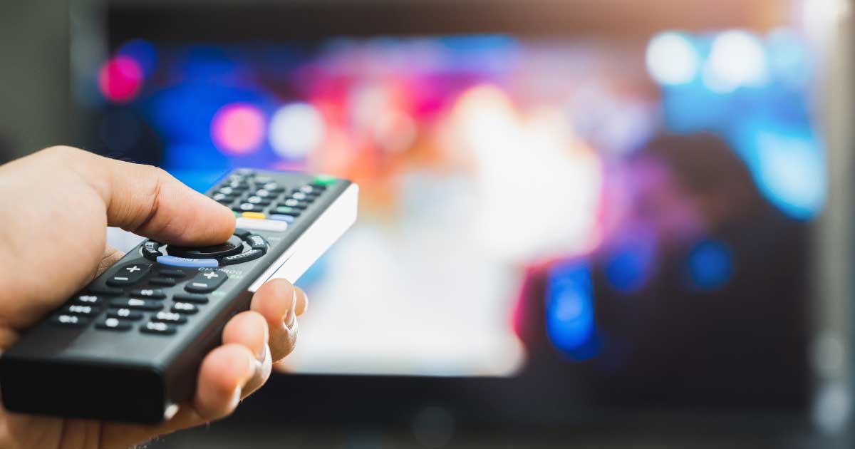 📺 日本电视：崩了吗？只谈明星，忘了为谁播！