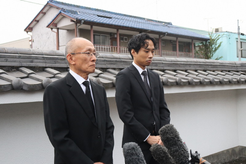 🍊主妇遇害：突访遭袭，桌上还放着剥开的橘子！