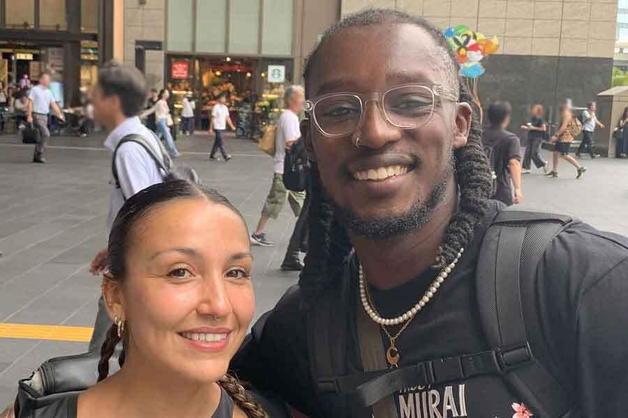 😱手拿着都敢偷？老外惊呆了！这在中国太常见了！